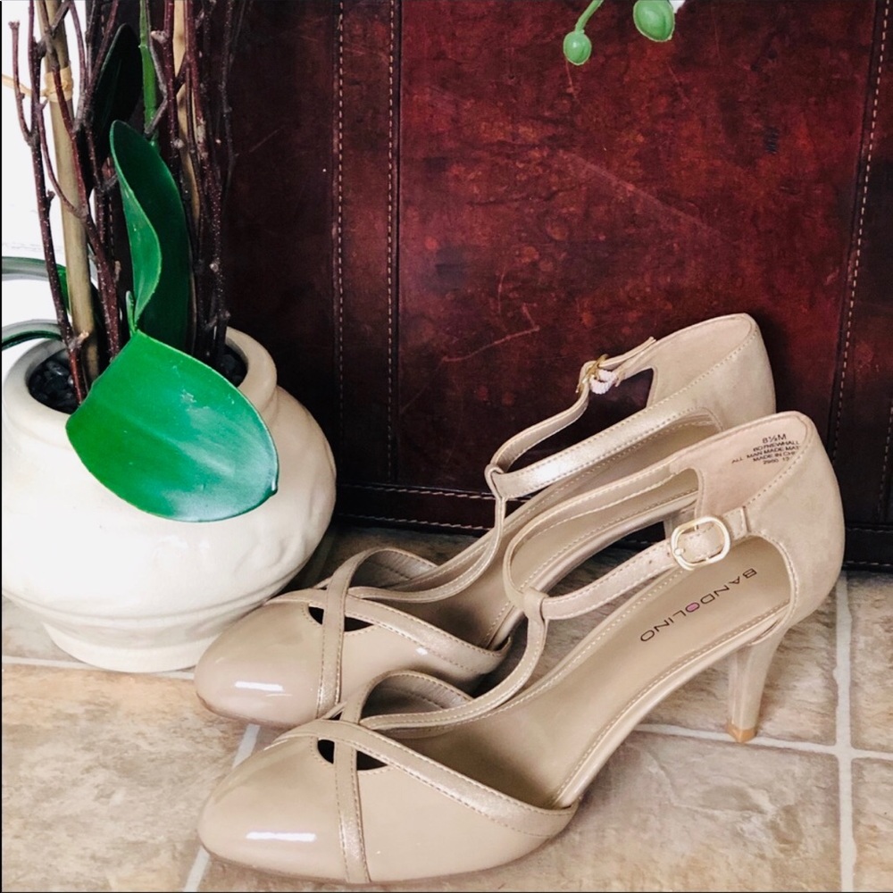 Bandolino  3"  Office Heels